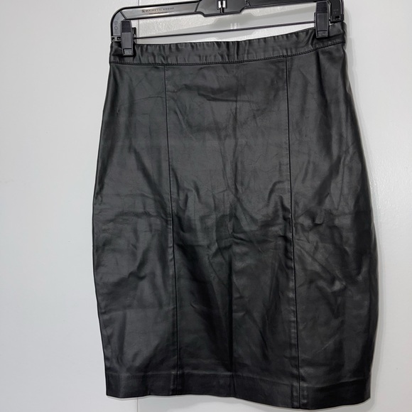 Topshop faux leather skirt - Picture 6 of 7